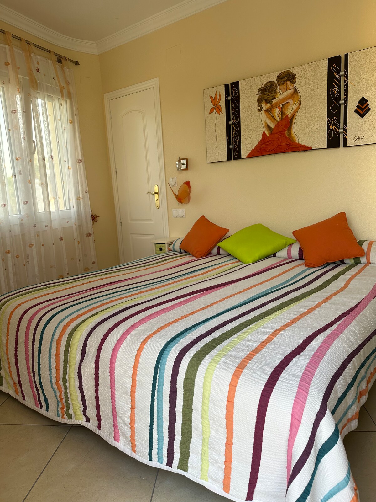 Schlafzimmer 1